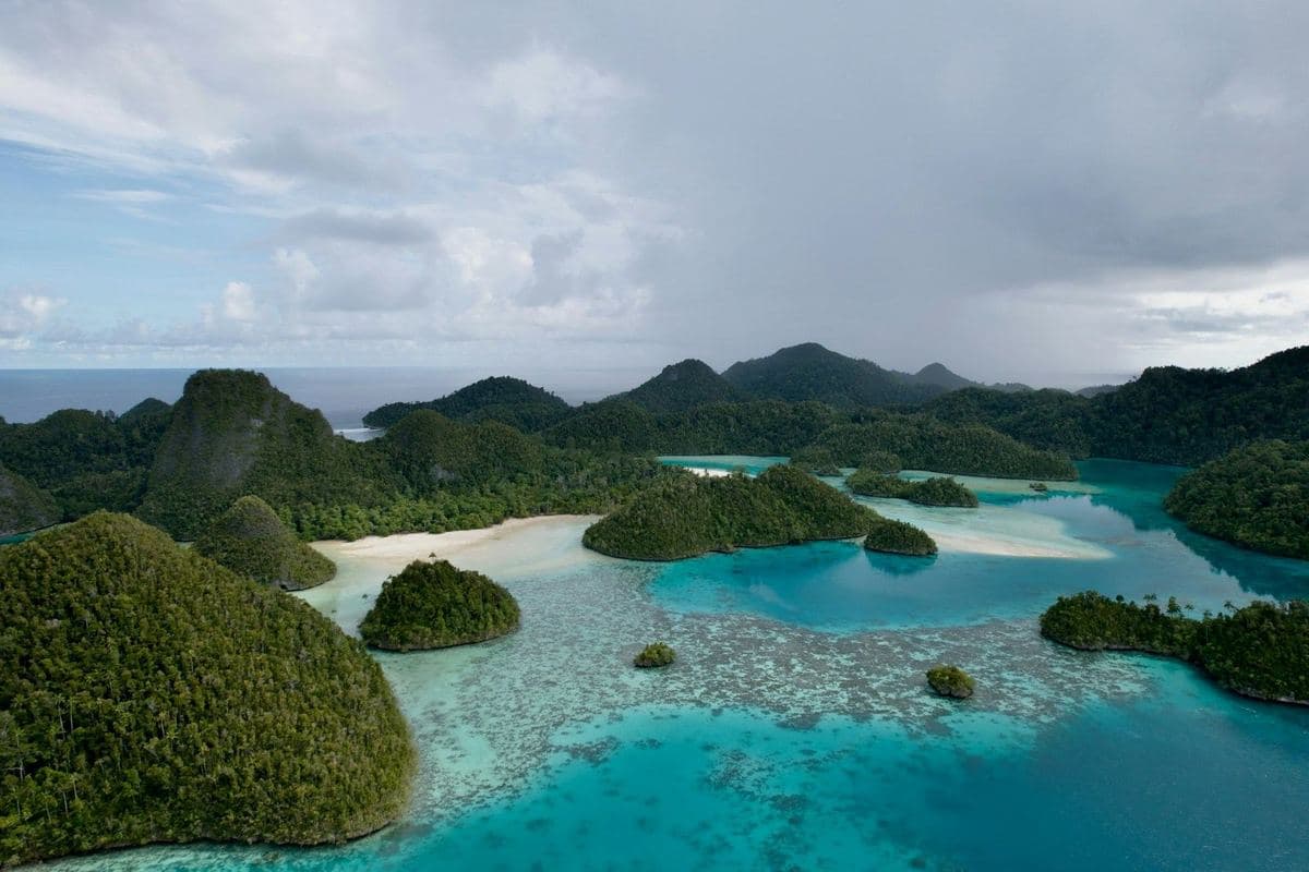 Islands scattered across a turquoise sea