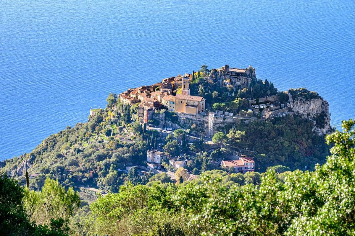 Èze on its hilltop above the sea